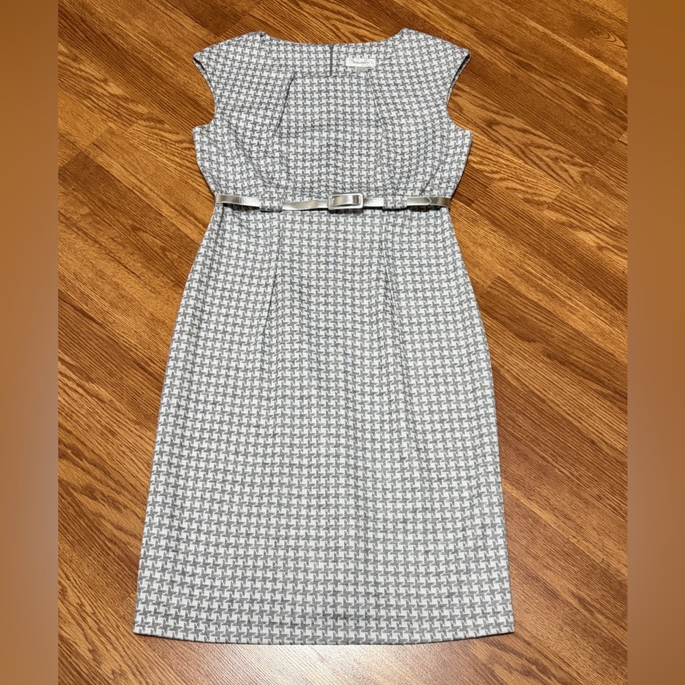 Dress Barn Sleeveless Belted Dress Size 10